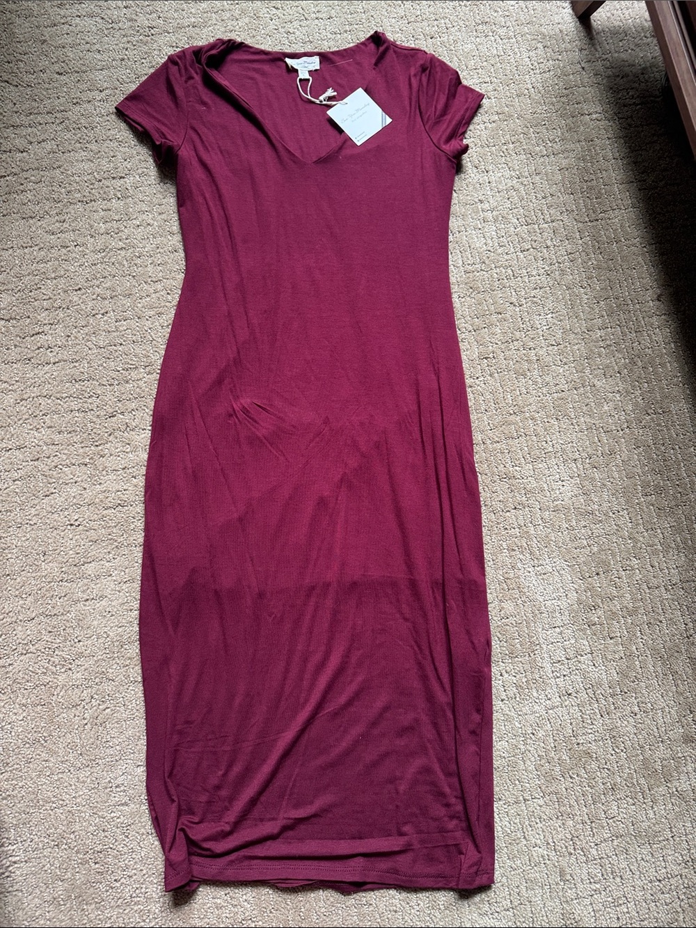 See You Monday Women's V-Neck Midi Dress in Burgundy